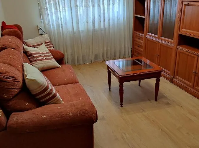 Apartment Piso Pumarin *